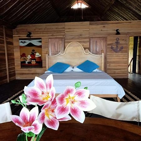 Hostal Velero Relax Guachaca Luaran gambar