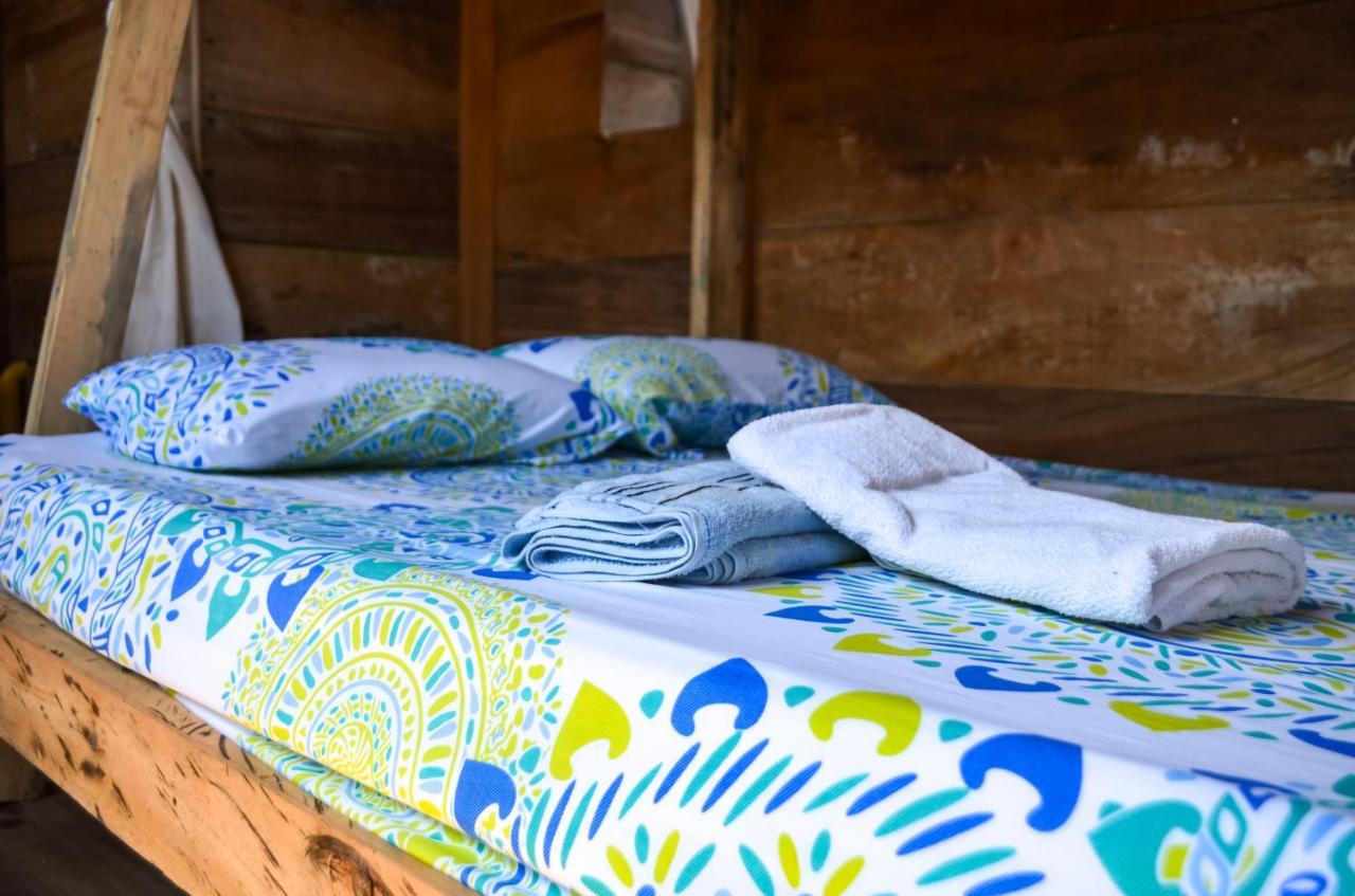 Hostal Velero Relax Guachaca Luaran gambar