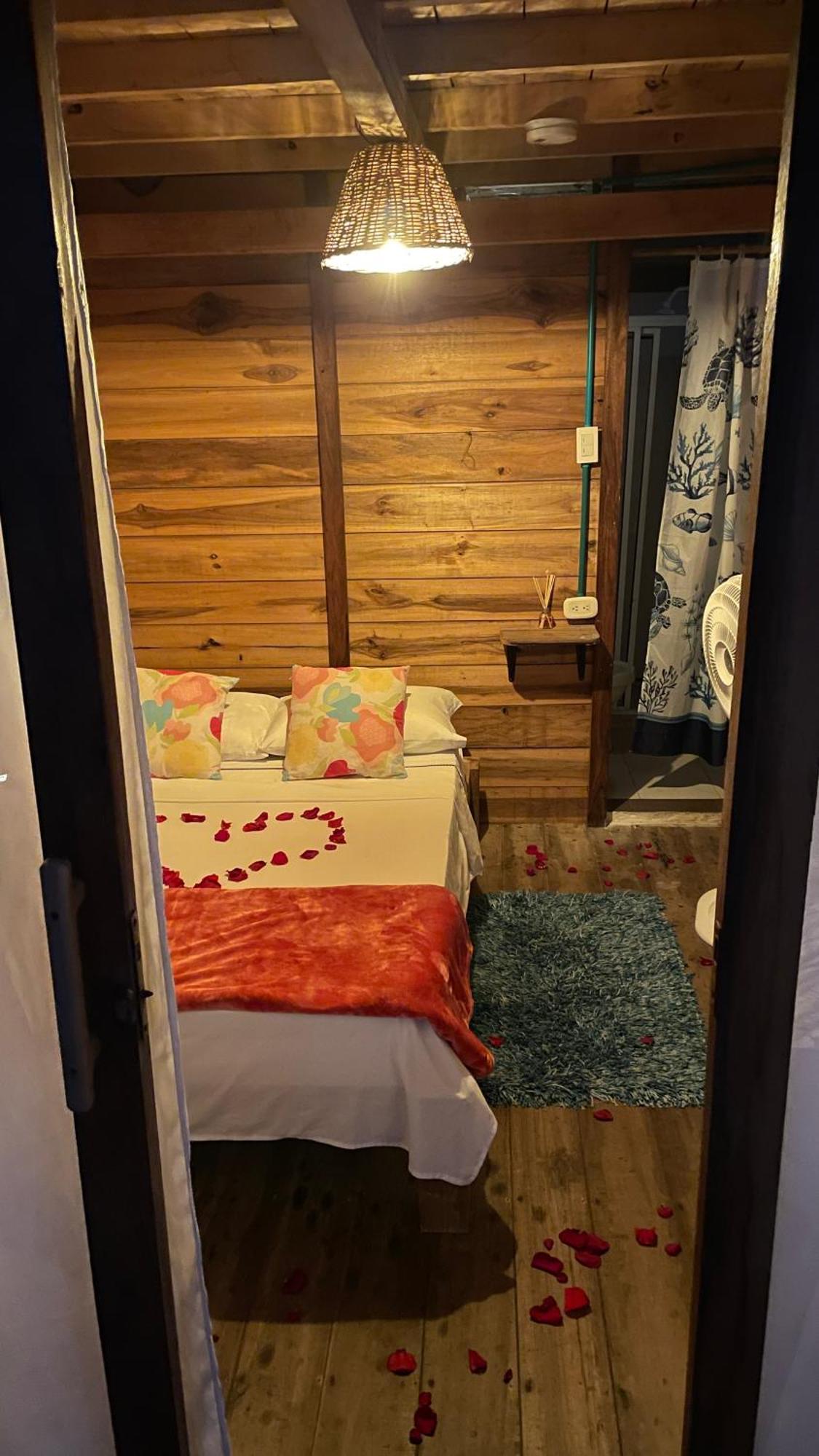 Hostal Velero Relax Guachaca Luaran gambar