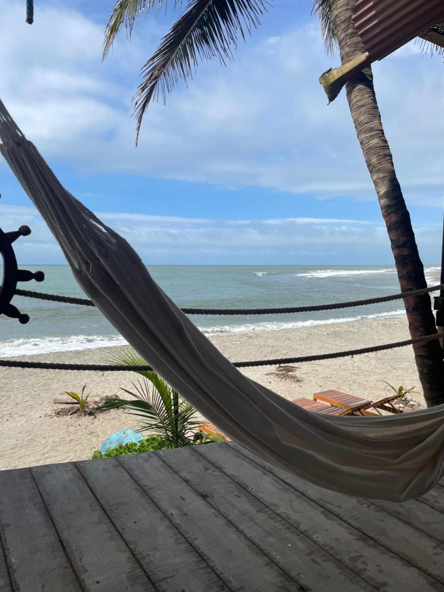 Hostal Velero Relax Guachaca Luaran gambar